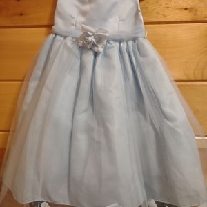 Size 4T flower girl dress